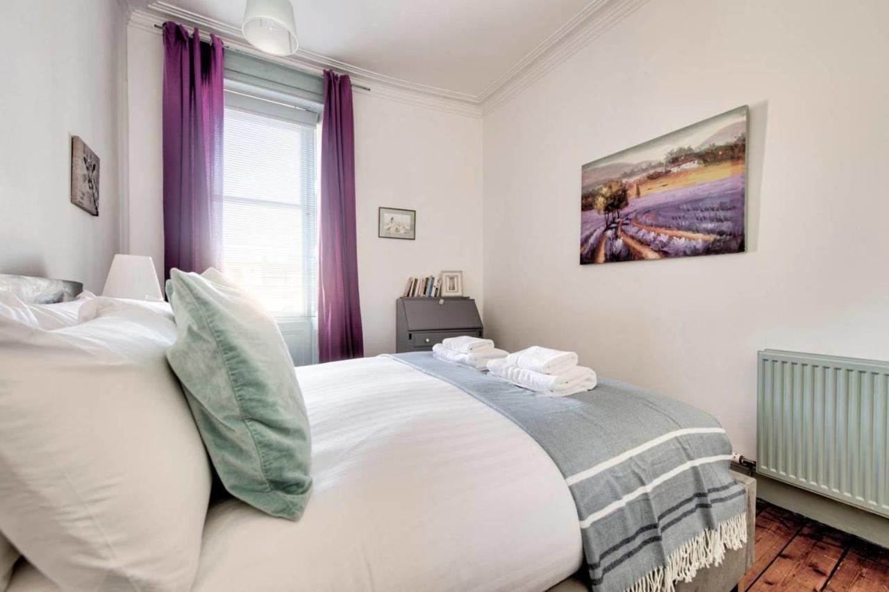 Guestready - Cosy Home 5 Minutes From Waverley! Edimburgo Exterior foto